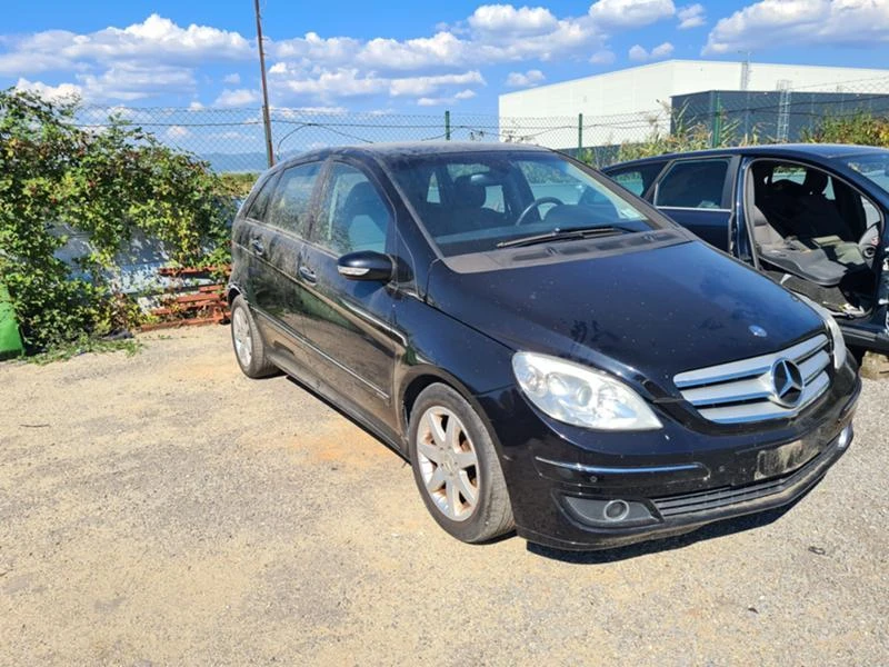 Mercedes-Benz B 200 B200 CDI, снимка 3 - Автомобили и джипове - 34131962