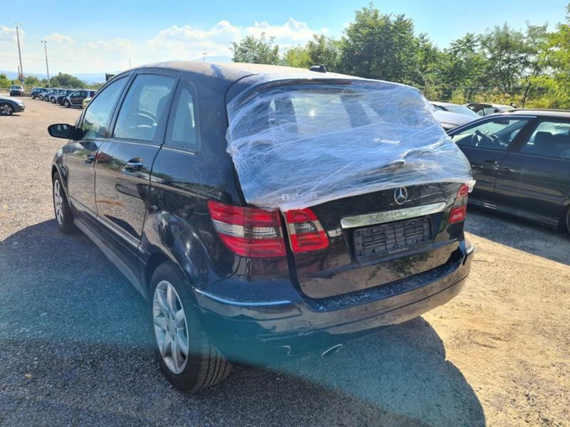 Mercedes-Benz B 200 B200 CDI, снимка 9 - Автомобили и джипове - 34131962