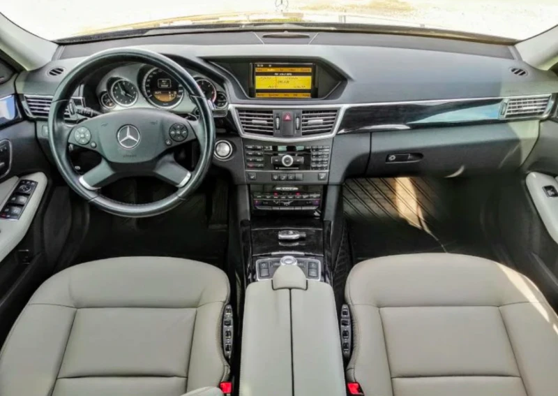 Mercedes-Benz E 350 4-MATIC* 265 HP* - 23999 лв. - 42560917 | Car24.bg