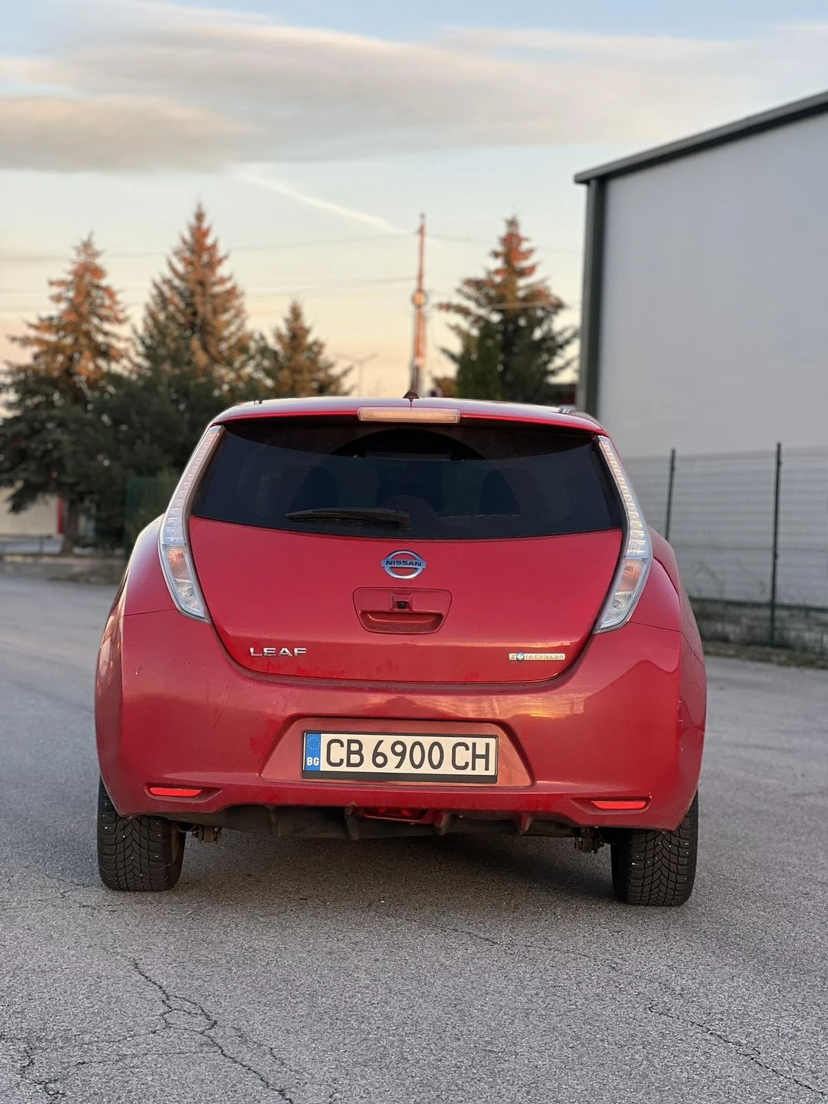 Nissan Leaf   - изображение 2