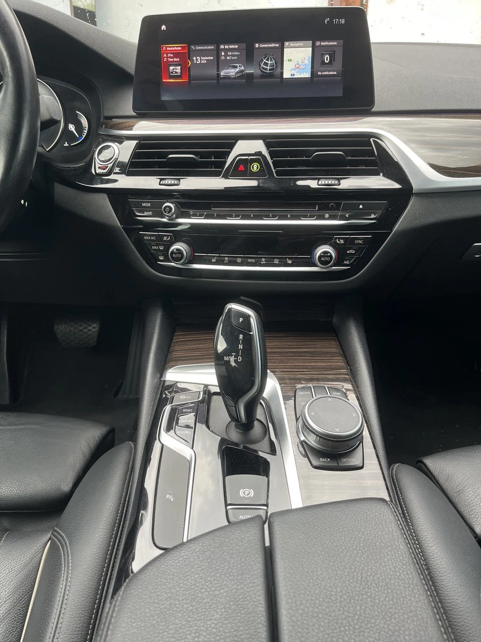 BMW 530 xDrive SportLine | Mobile.bg   11