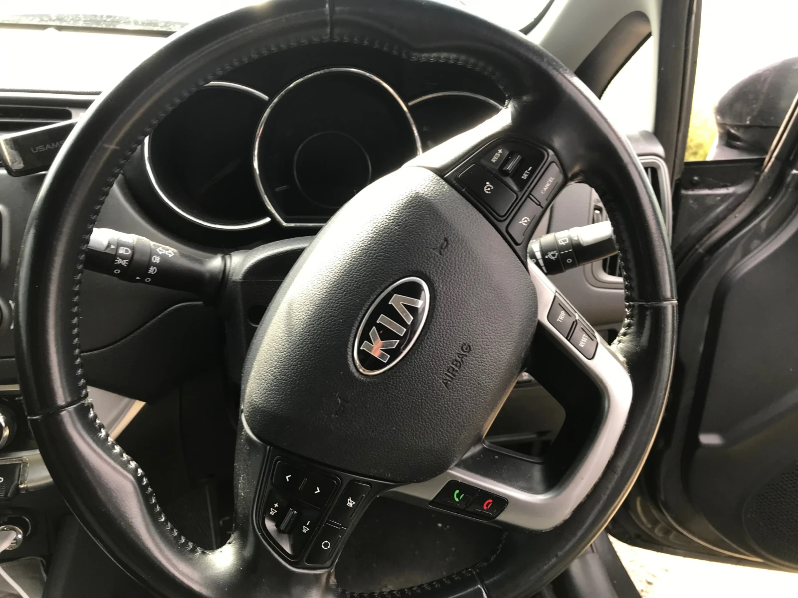 Kia Rio 1.4 90 кс  | Mobile.bg — изображение 11