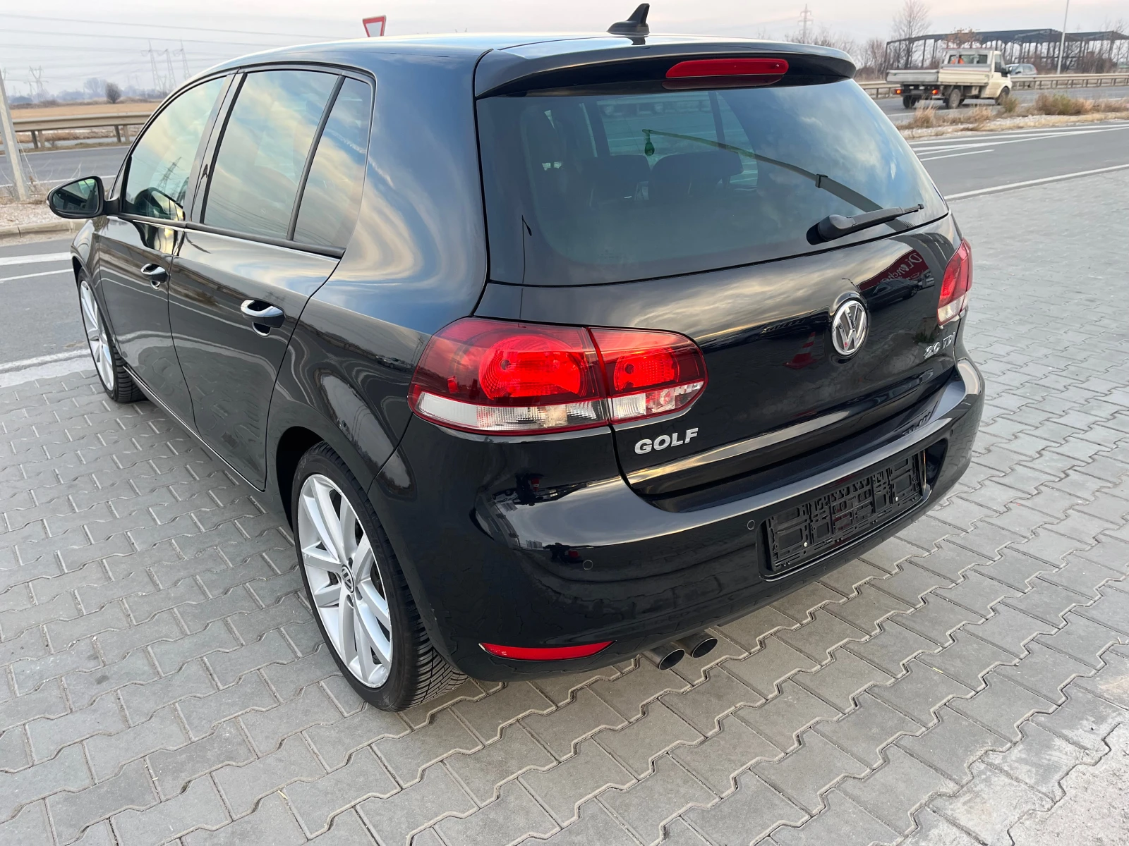 VW Golf 2.0 TDI DSG - изображение 5