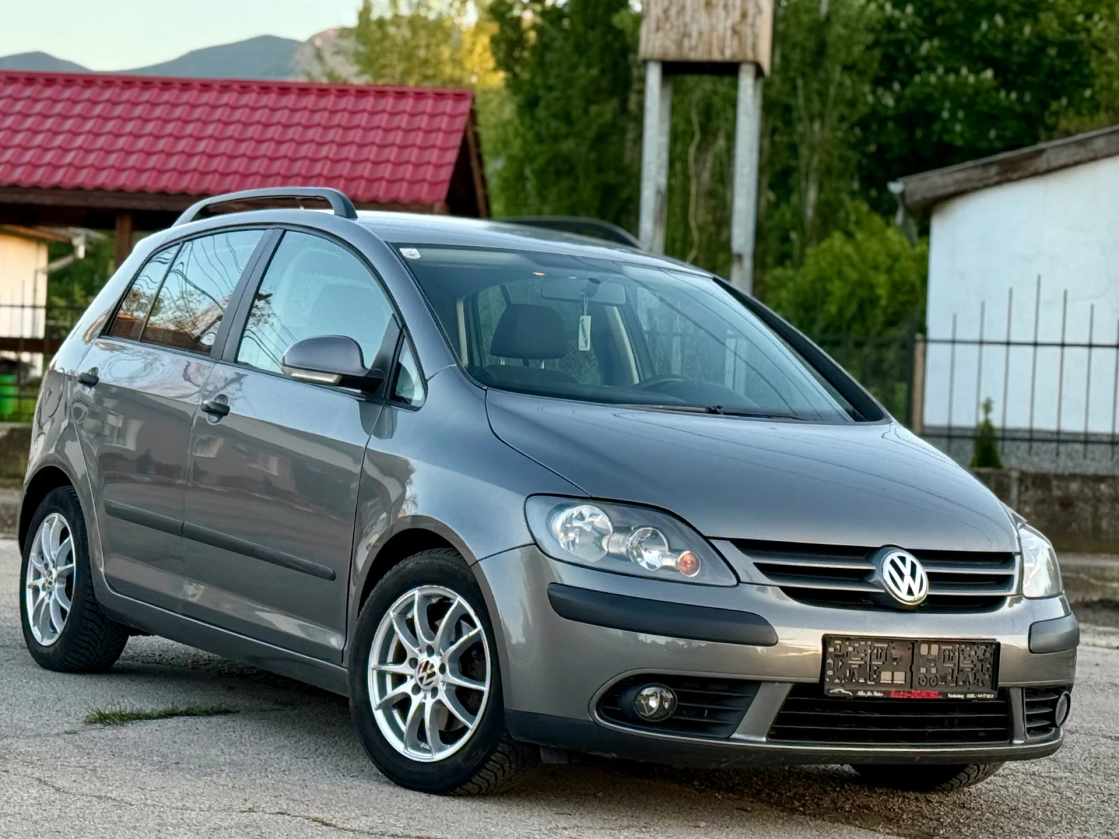 VW Golf Plus 1.9* KLIMATRONIK*  - изображение 3