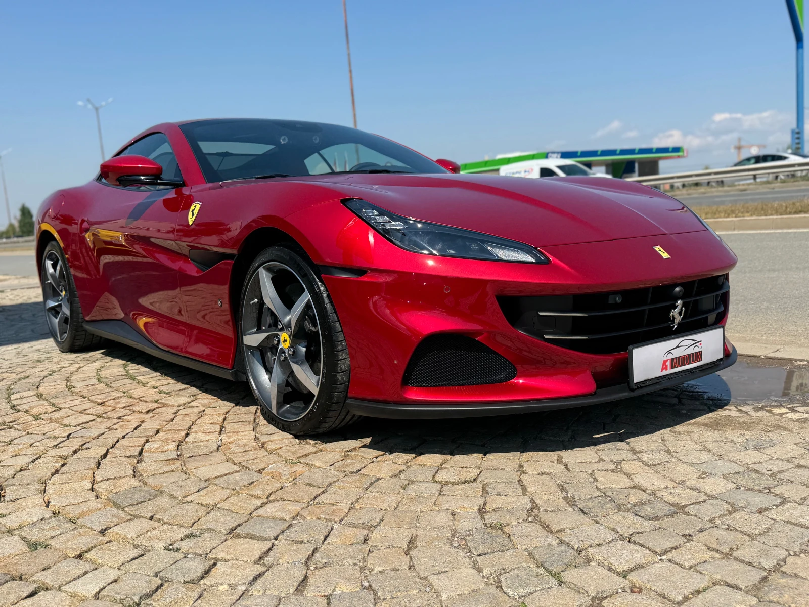 Ferrari Portofino M* Carbon* LEDS* Ventilation* PassengerDisplay - изображение 2
