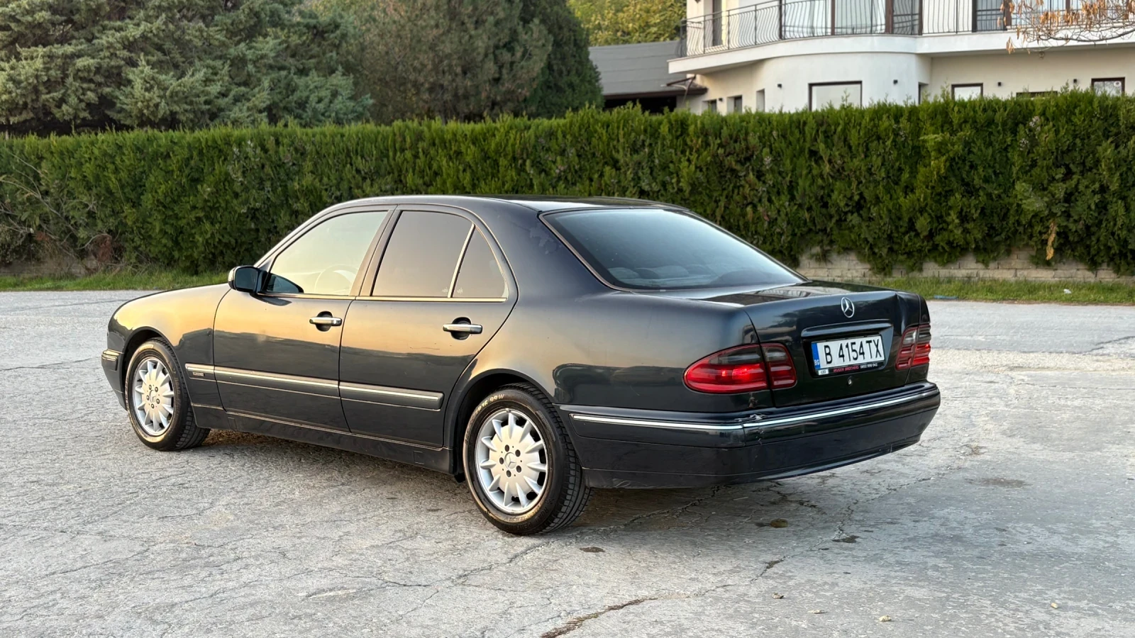 Mercedes-Benz E 270 2.7 CDI - изображение 5