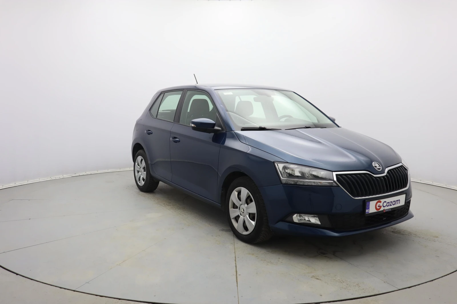 Skoda Fabia 1.0 - изображение 3