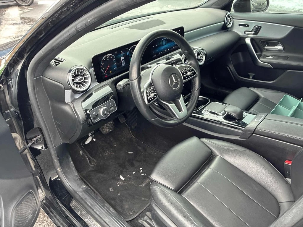 Mercedes-Benz A 250 * CARFAX * БЕЗ ПЪРВОНАЧАЛНА ВНОСКА - изображение 5