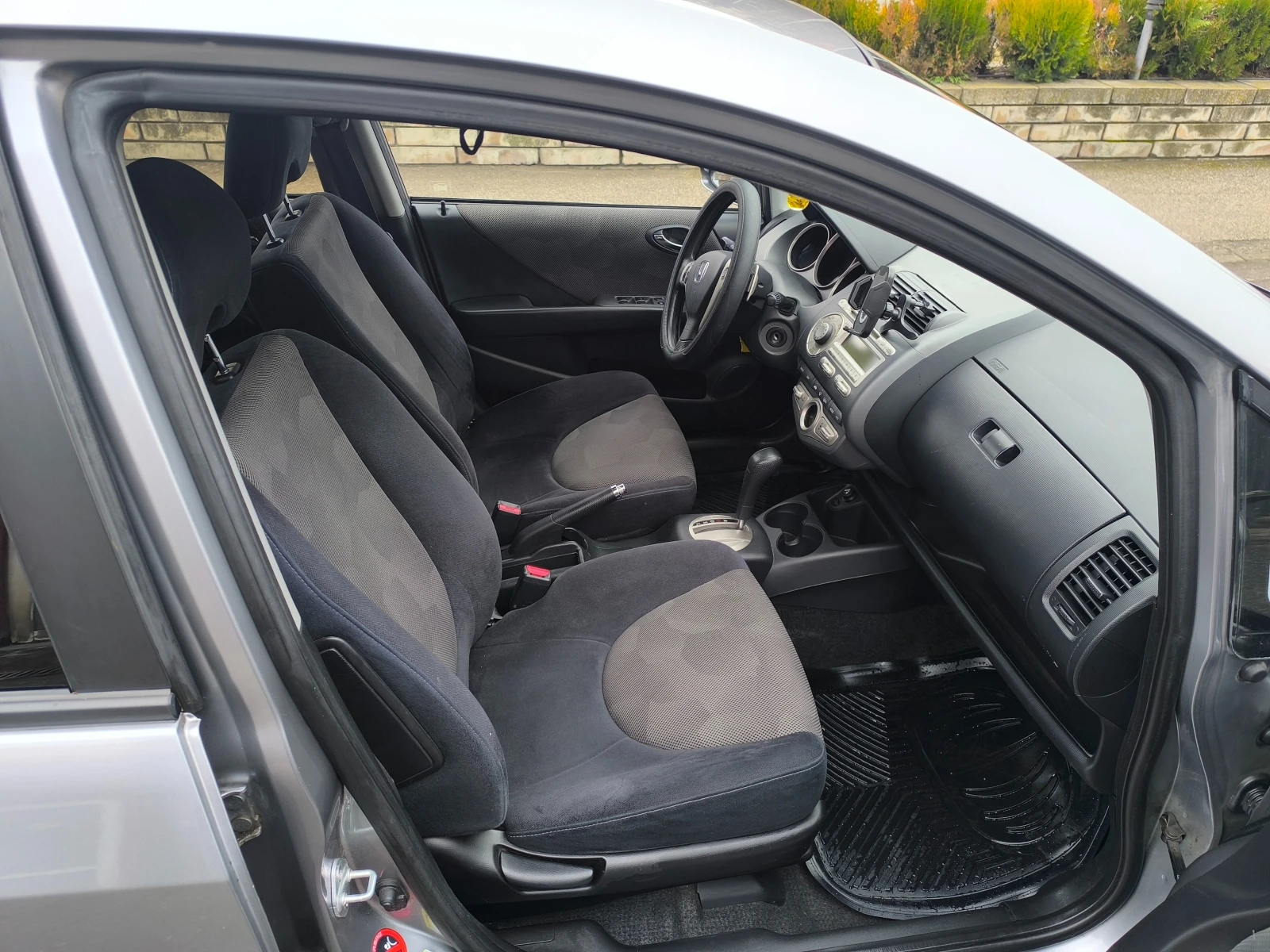 Honda Jazz  - изображение 10