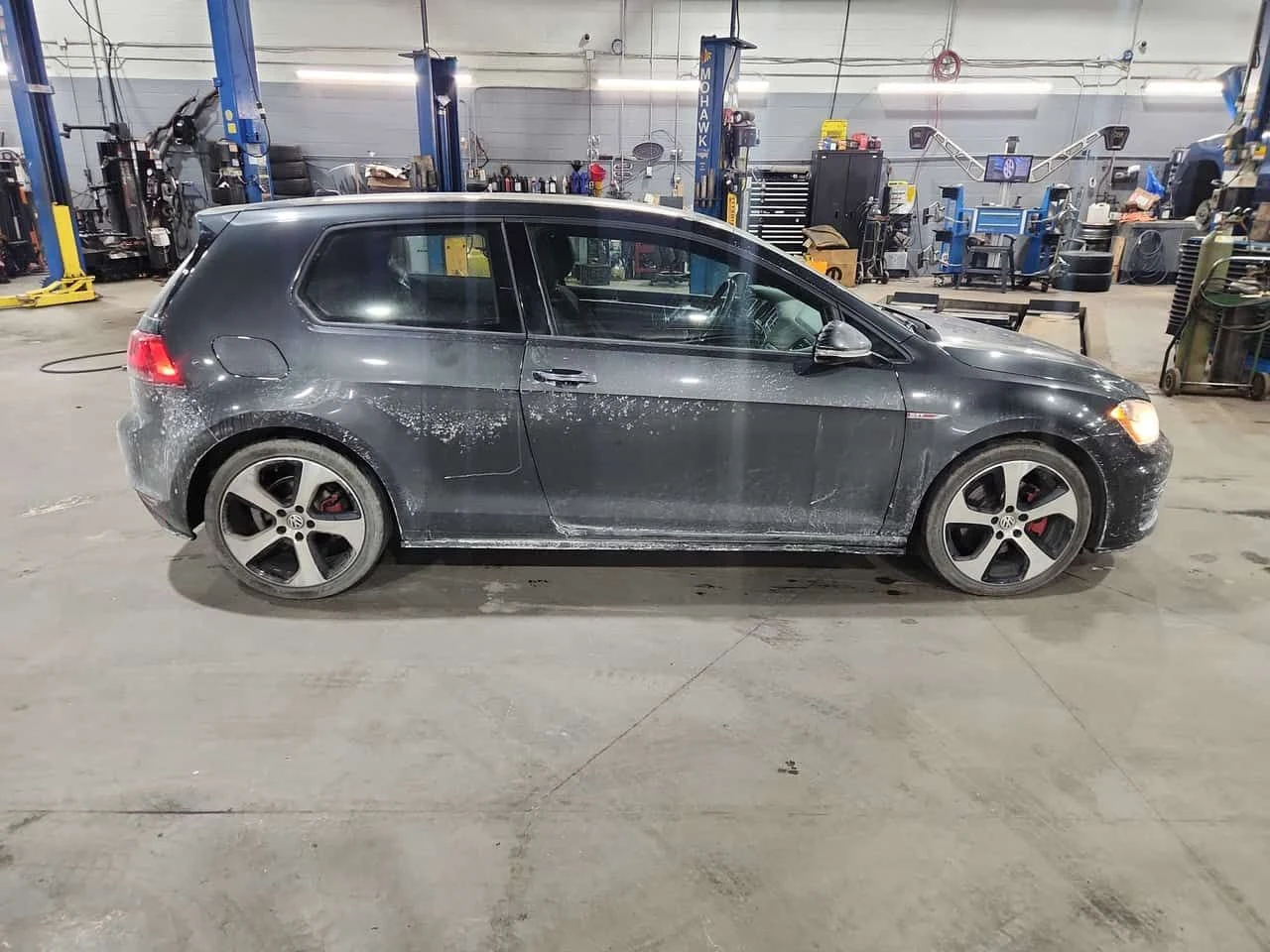 VW Golf GTI/CARFAX/ DSG/Подгрев на седалките  - изображение 4