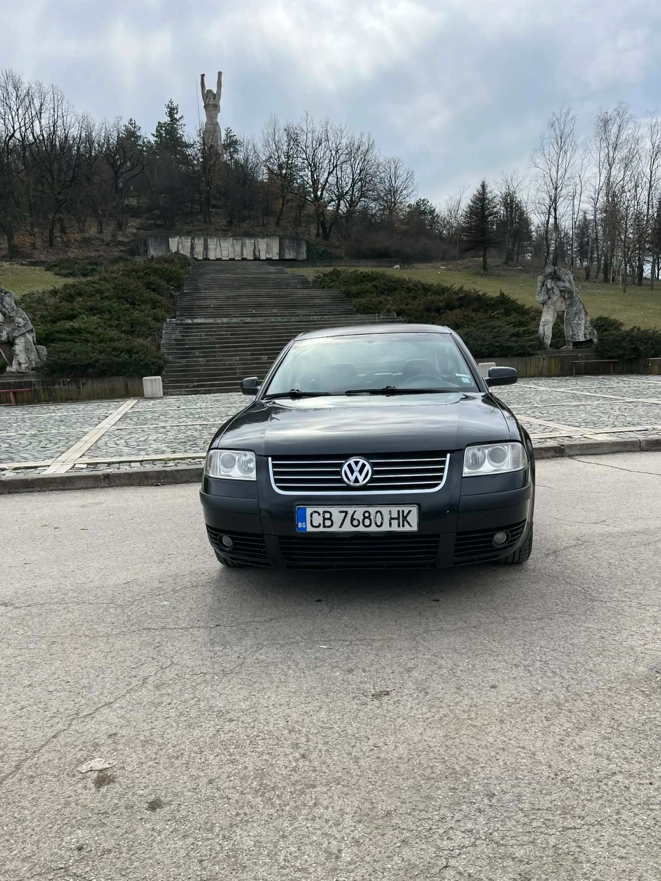 VW Passat 1.9 131 кс 2004 г, снимка 2 - Автомобили и джипове - 53723970