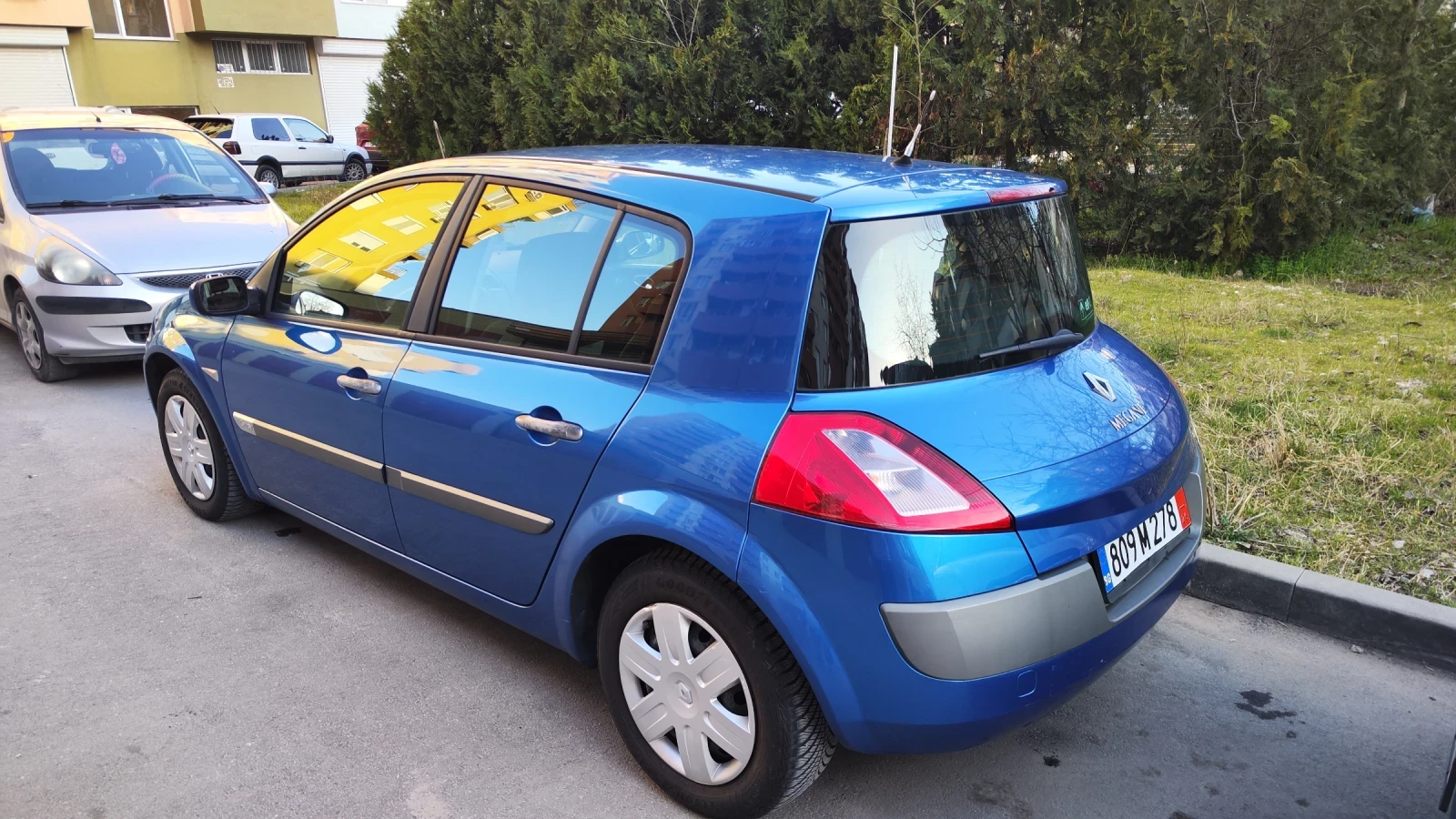 Renault Megane 1, 6 бензин Автоматик 4врати 82000км! Германия , снимка 17 - Автомобили и джипове - 53840732