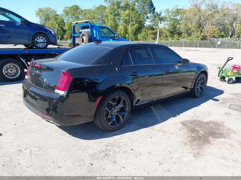 Chrysler 300c 3.6l 300 Touring, снимка 4 - Автомобили и джипове - 53942850