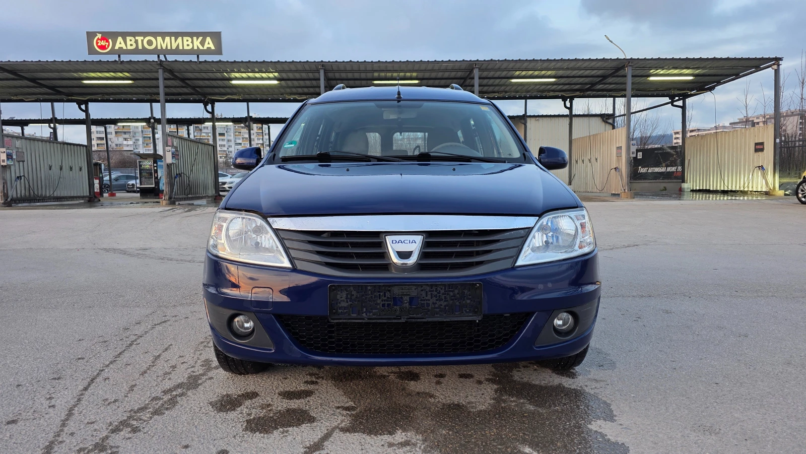 Dacia Logan 1.6i/87hp/УНИКАТ/FACE LIFT, снимка 2 - Автомобили и джипове - 54046526
