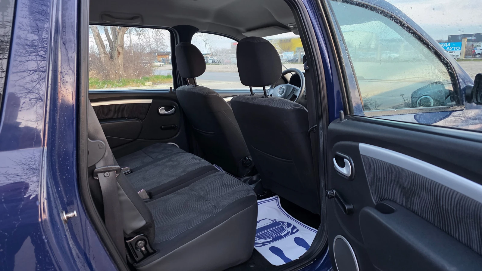 Dacia Logan 1.6i/87hp/УНИКАТ/FACE LIFT, снимка 13 - Автомобили и джипове - 54046526