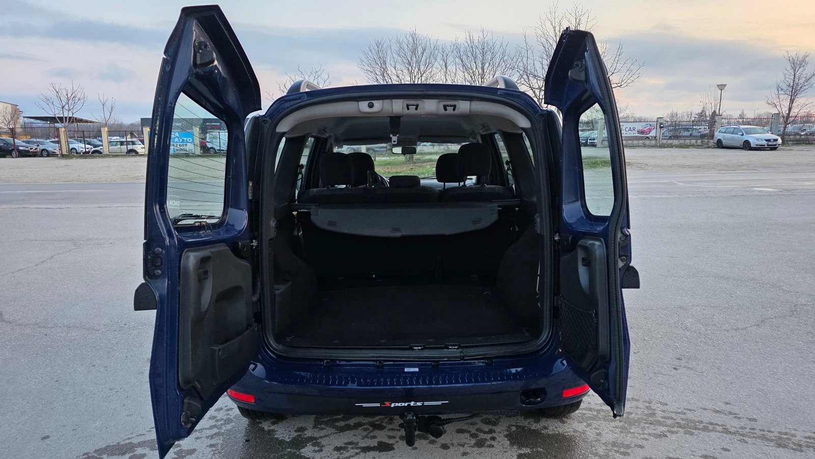 Dacia Logan 1.6i/87hp/УНИКАТ/FACE LIFT, снимка 10 - Автомобили и джипове - 54046526