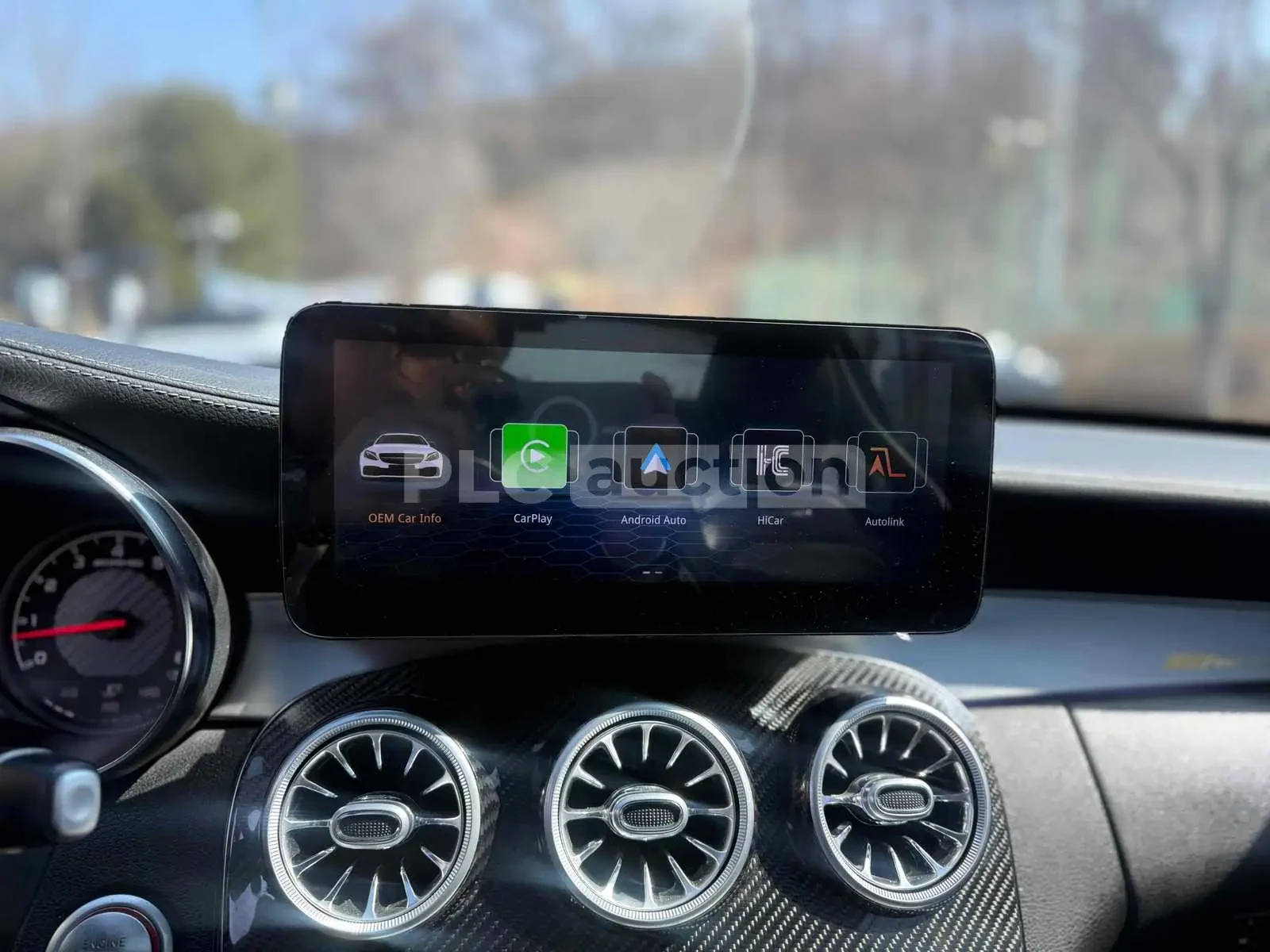 Mercedes-Benz C 63 AMG 360-градусова камера* Кожен салон, снимка 15 - Автомобили и джипове - 54182564