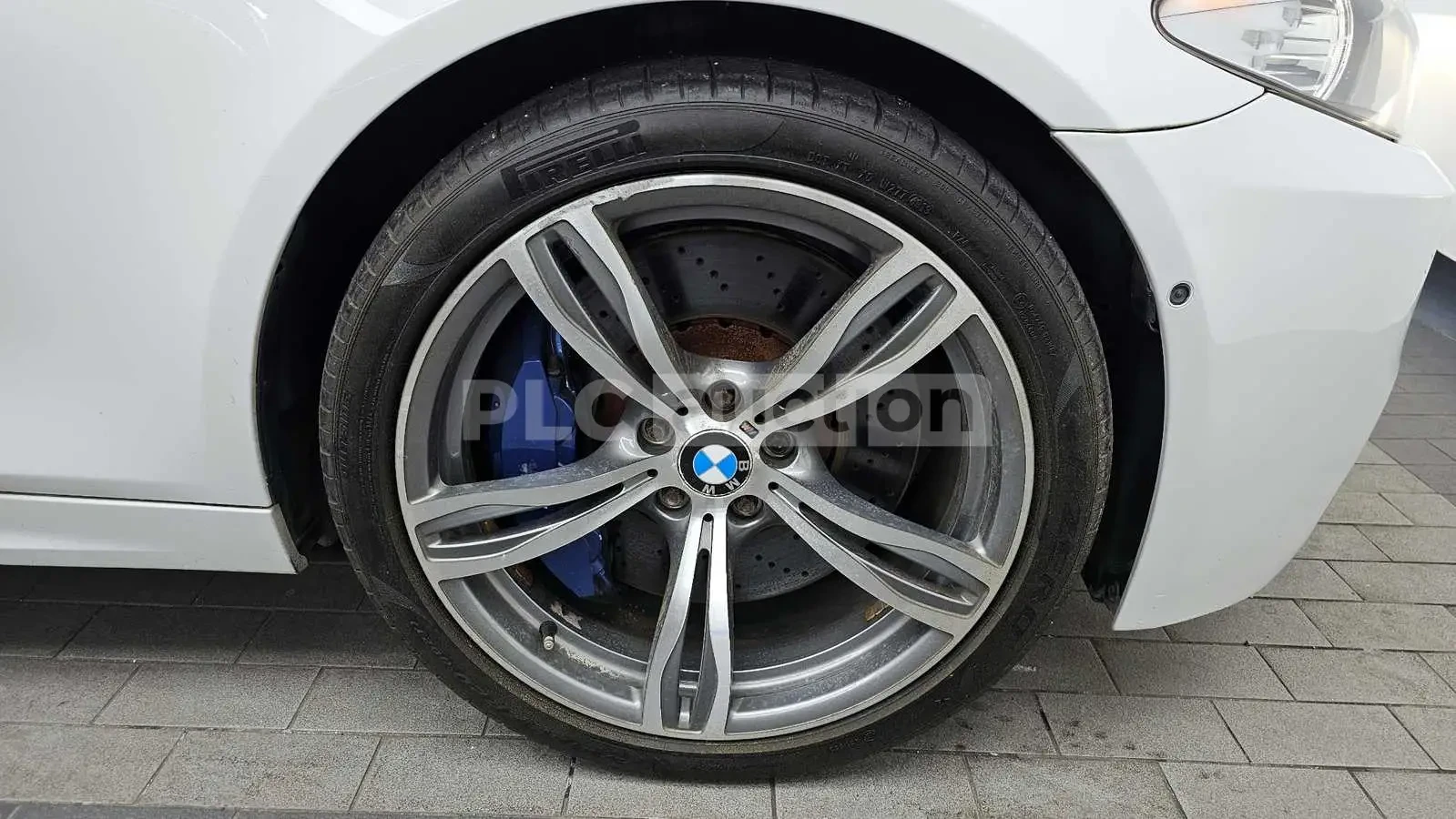 BMW M5 360 CAM| ОБДУХ| HUD| вкл.ТЕХНОТЕСТ, снимка 17 - Автомобили и джипове - 54592980