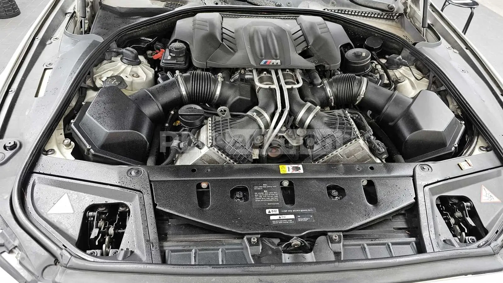 BMW M5 360 CAM| ОБДУХ| HUD| вкл.ТЕХНОТЕСТ, снимка 16 - Автомобили и джипове - 54592980