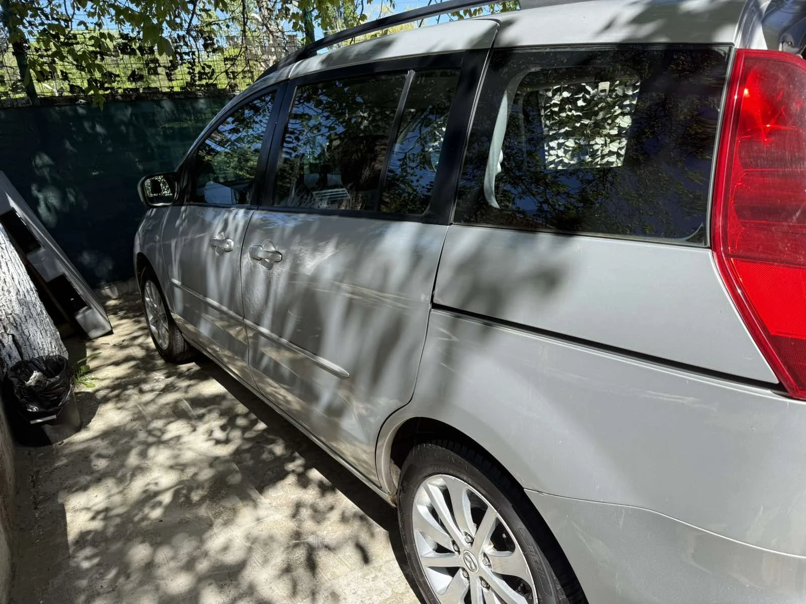 Mazda 5, снимка 2 - Автомобили и джипове - 54649508