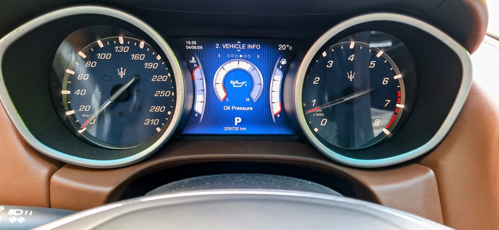 Maserati Ghibli Q4, снимка 13 - Автомобили и джипове - 54783322