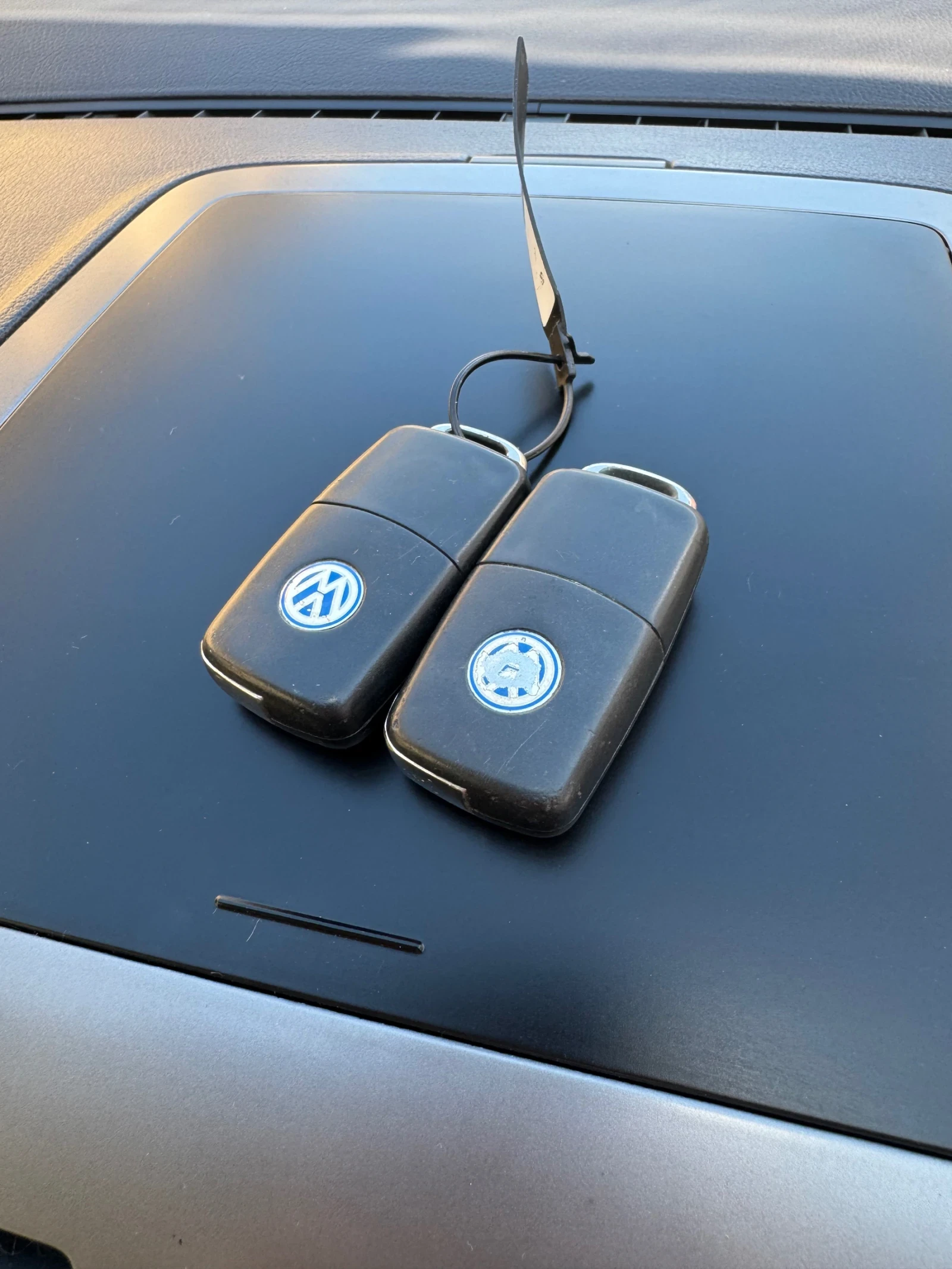 VW Touran 1.9TDI DSG BLS | Mobile.bg � ����������� 14