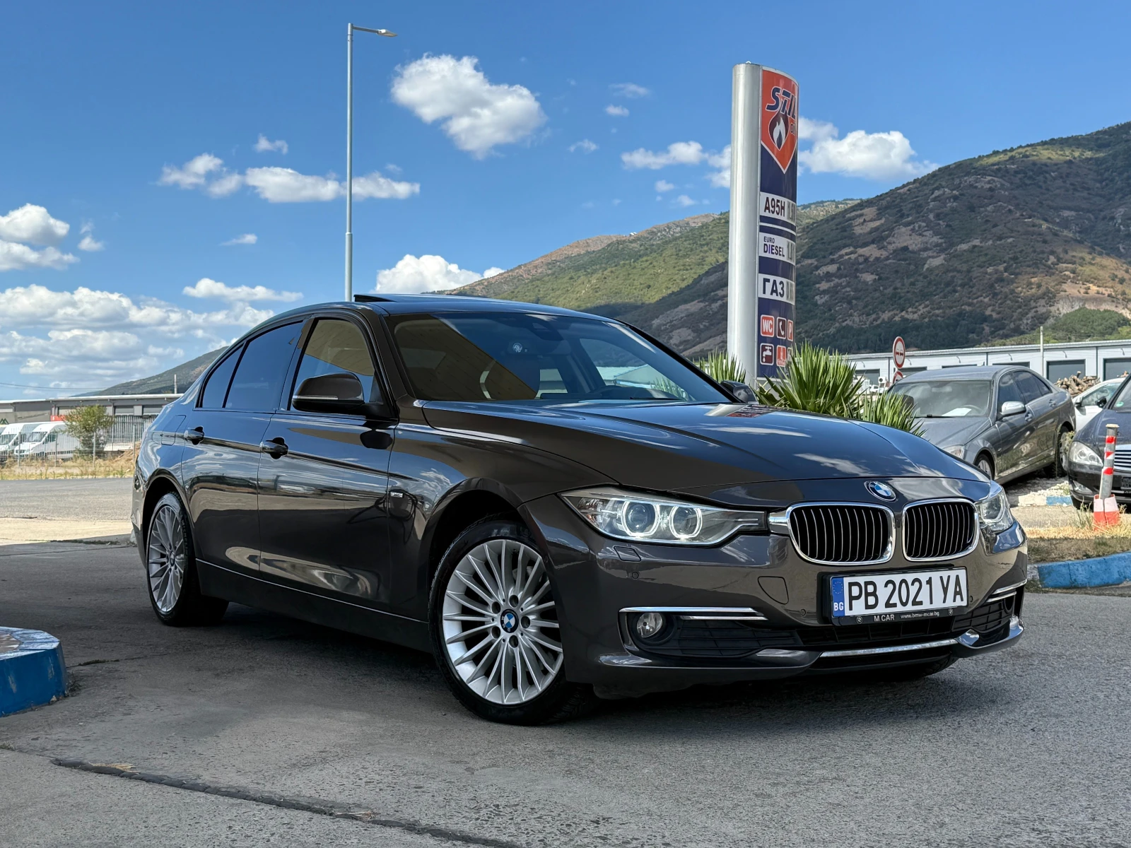BMW 320 Luxury/Harman/Kardon