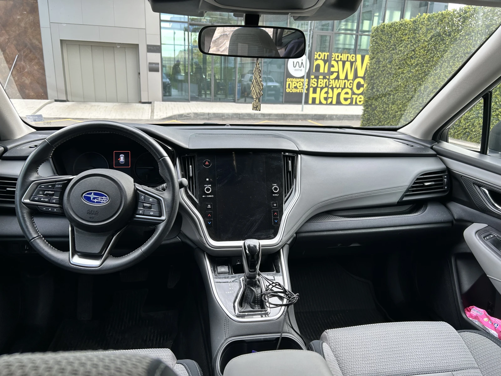 Subaru Outback 2.5 AWD CVT, снимка 13 - Автомобили и джипове - 56674218