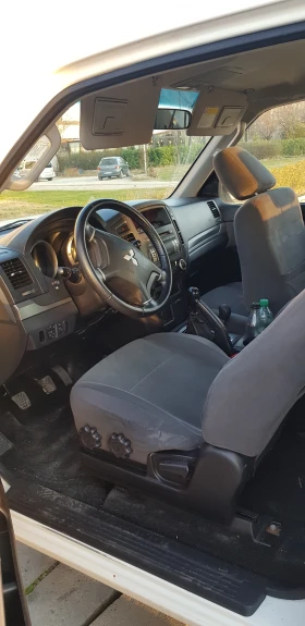 Обява за продажба на Mitsubishi Pajero ~17 500 лв. - изображение 4