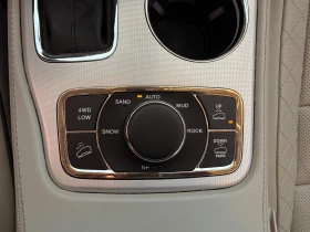 Jeep Grand cherokee SUMMIT * БЯЛА КОЖА * HARMAN * ТЕГЛИЧ * CARFAX - 19500 € - 18044834 11