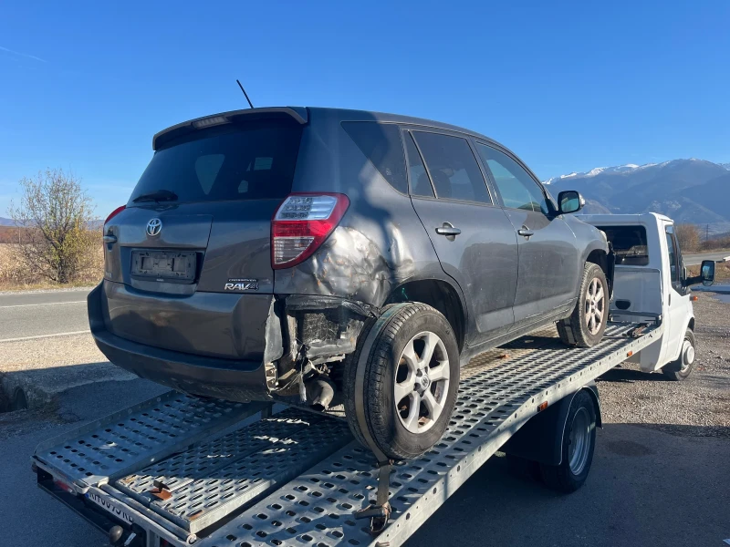 Toyota Rav4, снимка 4 - Автомобили и джипове - 48013916