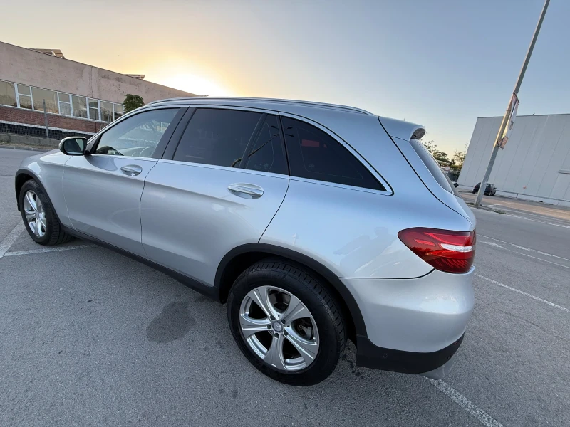 Mercedes-Benz GLC 250 AMG* LED* КОЖА* NAVI, снимка 11 - Автомобили и джипове - 51545726