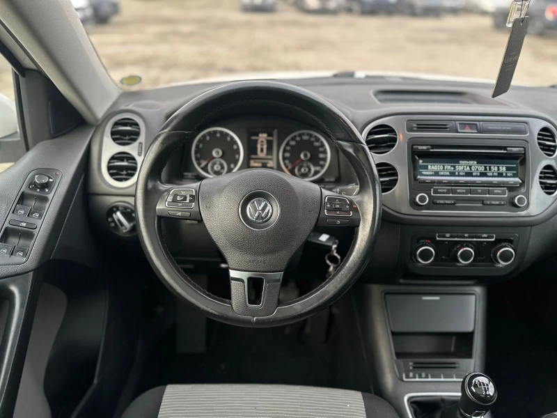 VW Tiguan / FACELIFT / GAS / PANO / , снимка 15 - Автомобили и джипове - 53165437