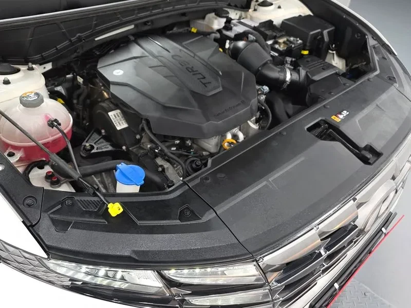 Hyundai Tucson 2.0 2WD PREMIUM, снимка 6 - Автомобили и джипове - 56293238