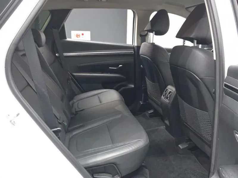 Hyundai Tucson 2.0 2WD PREMIUM, снимка 12 - Автомобили и джипове - 56293238