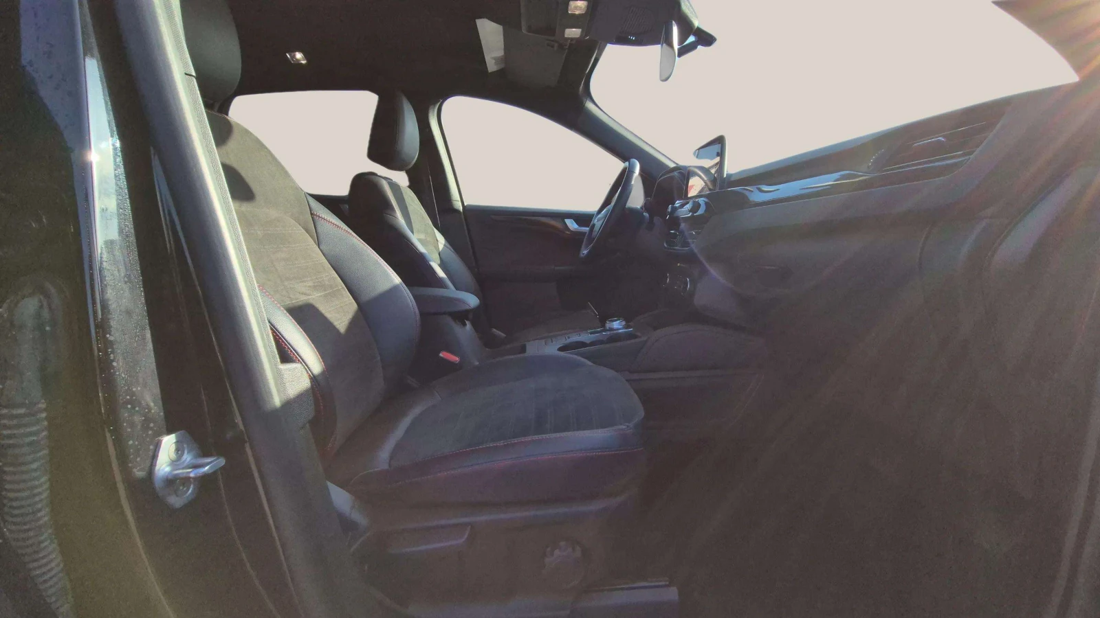 Ford Kuga 2.5 PHEV - изображение 9
