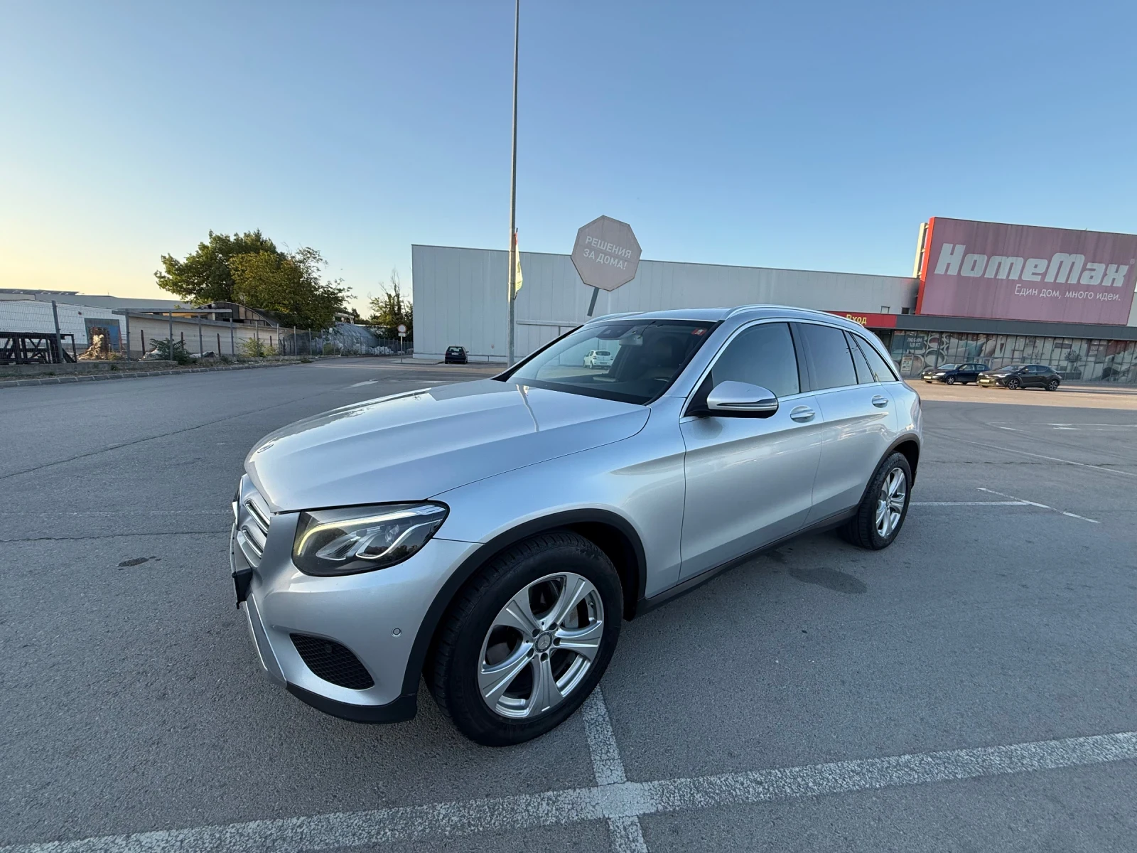 Mercedes-Benz GLC 250 AMG* LED* КОЖА* NAVI | Mobile.bg — изображение 1