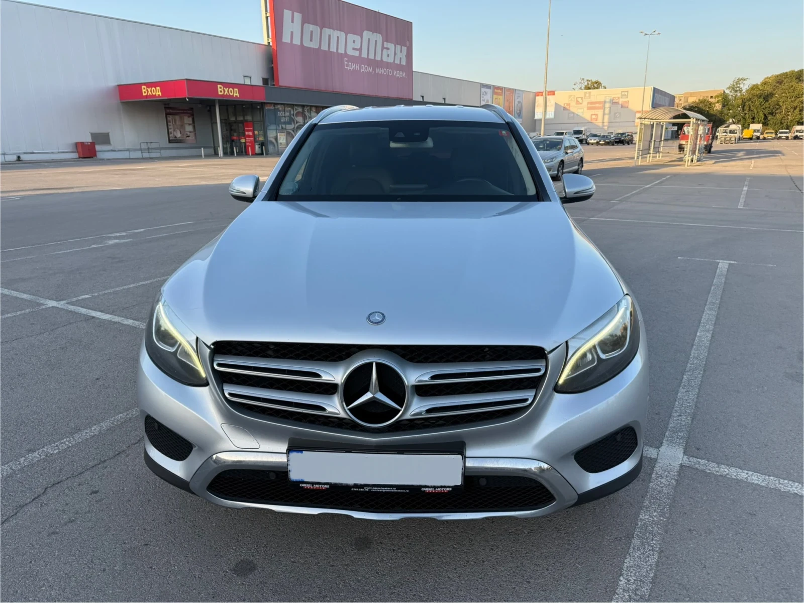 Mercedes-Benz GLC 250 AMG* LED* КОЖА* NAVI - изображение 2