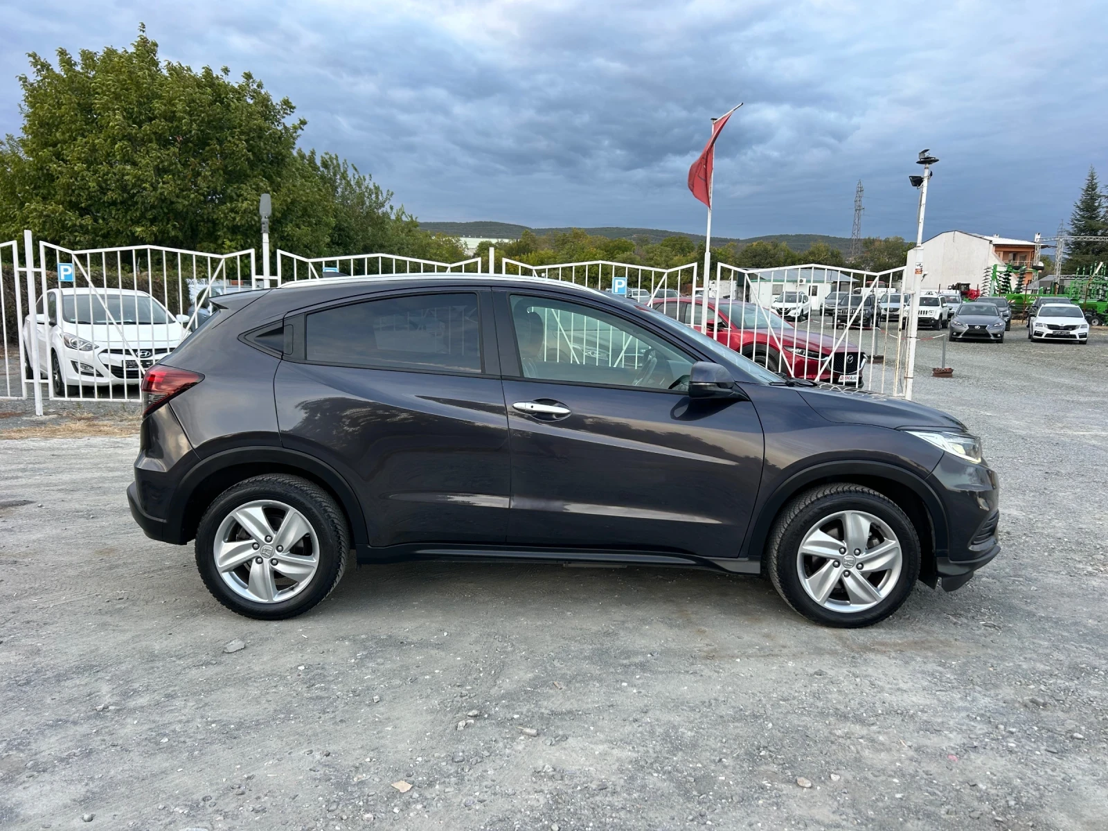 Honda Hr-v EXECUTIVE / БЕНЗИН / АВТОМАТИК / РЕАЛНИ 53 000 км  - изображение 4