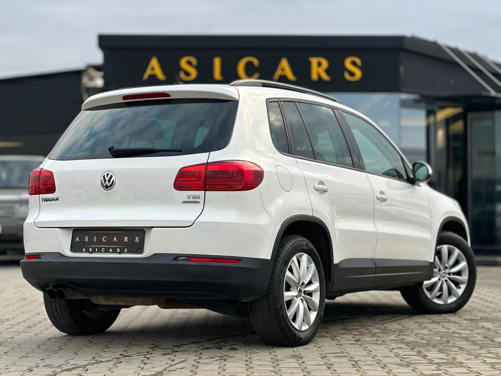 VW Tiguan / FACELIFT / GAS / PANO /  - изображение 5
