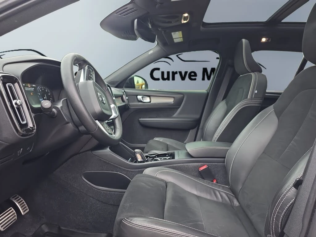 Volvo XC40 T5 R-Design AWD, снимка 6 - Автомобили и джипове - 53778595