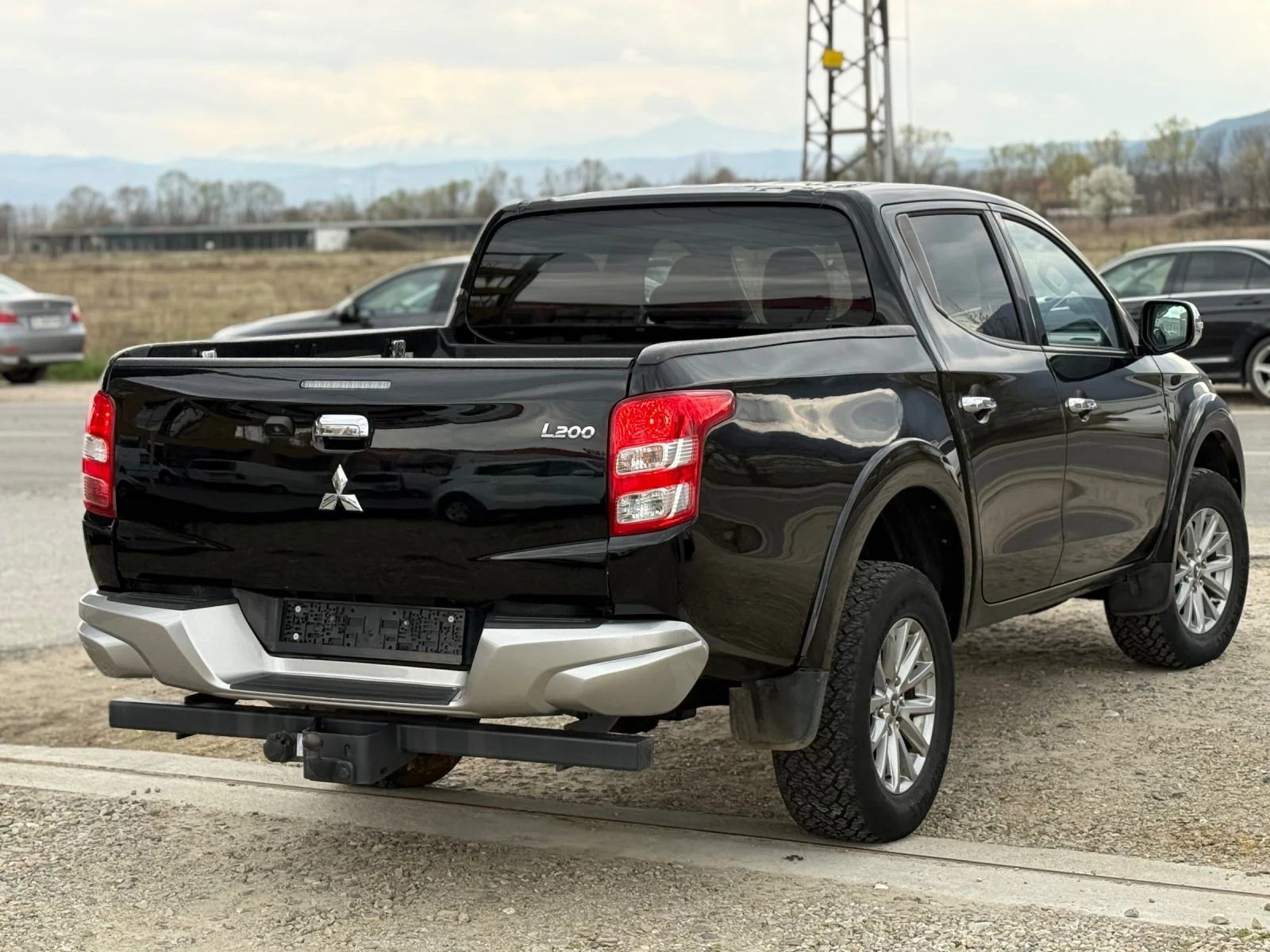 Mitsubishi L200 Автомат Лизинг , снимка 5 - Автомобили и джипове - 54010425