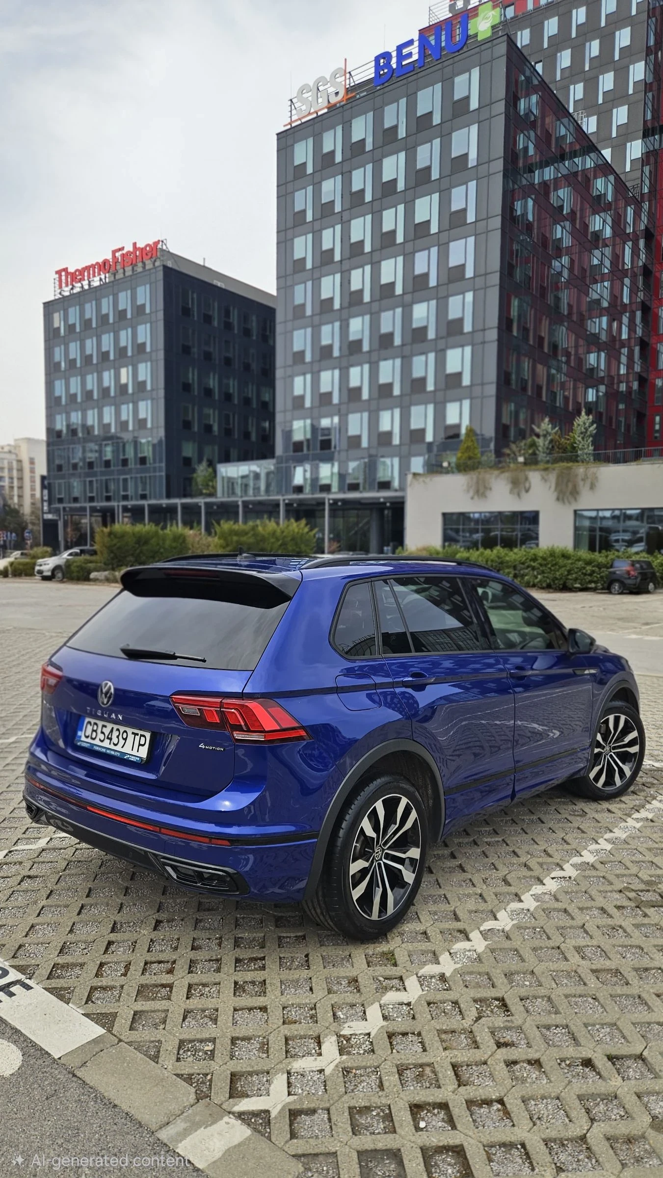 VW Tiguan R-Line 2.0 TDI SCR 4MOTION Гаранционен, снимка 7 - Автомобили и джипове - 54190548