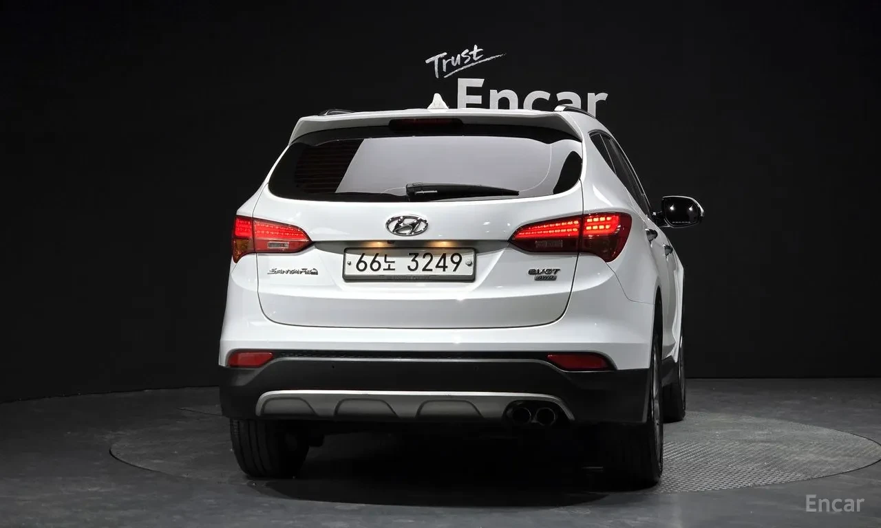 Hyundai Santa fe DM Diesel (e-VGT) 2.2 4WD Exclusive, снимка 4 - Автомобили и джипове - 54644929