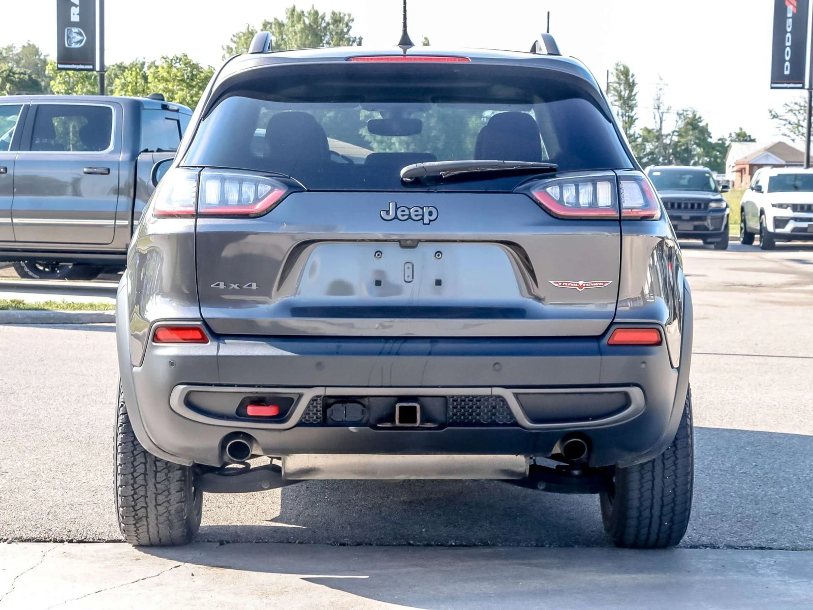 Jeep Cherokee Trailhawk КОЖА| ПОДГРЕВ | ОБДУХВАНЕ | ЦЕНА ДО БГ, снимка 5 - Автомобили и джипове - 54966875