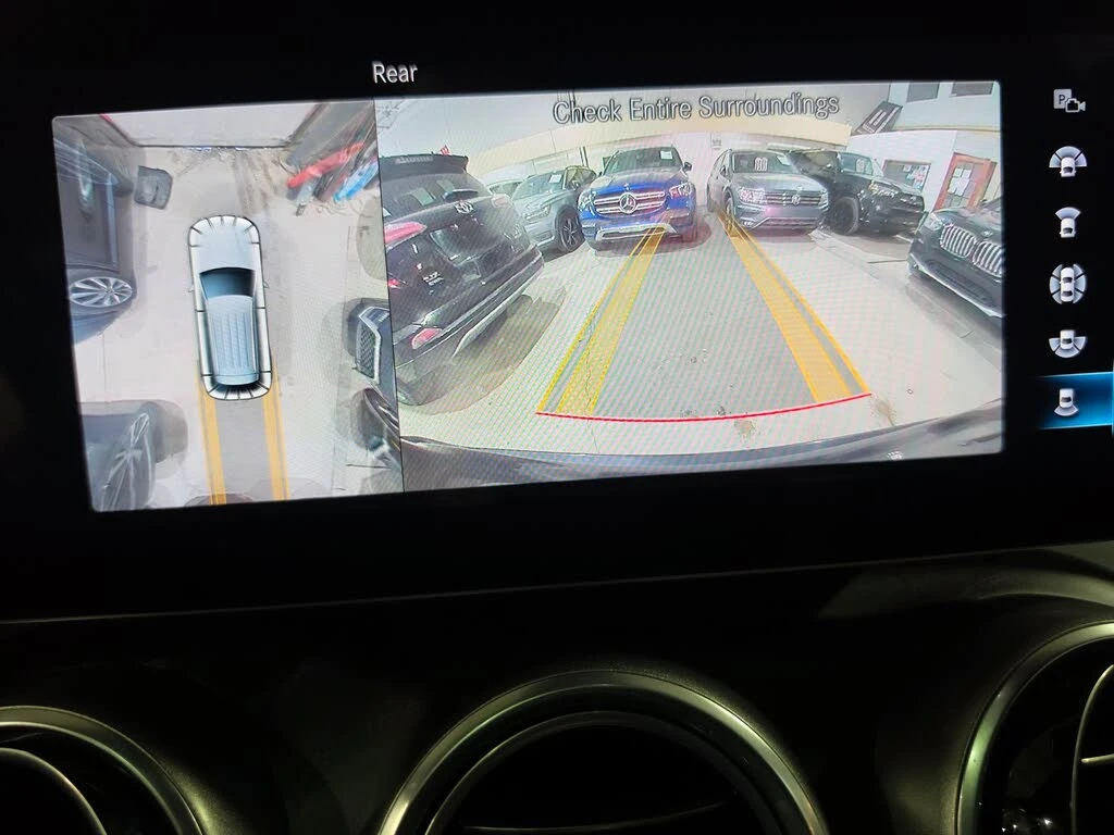 Mercedes-Benz GLC 300 4MATIC* DISTRONIC* LANE ASSIST* 360 КАМЕРИ* ПАНО, снимка 13 - Автомобили и джипове - 54998074