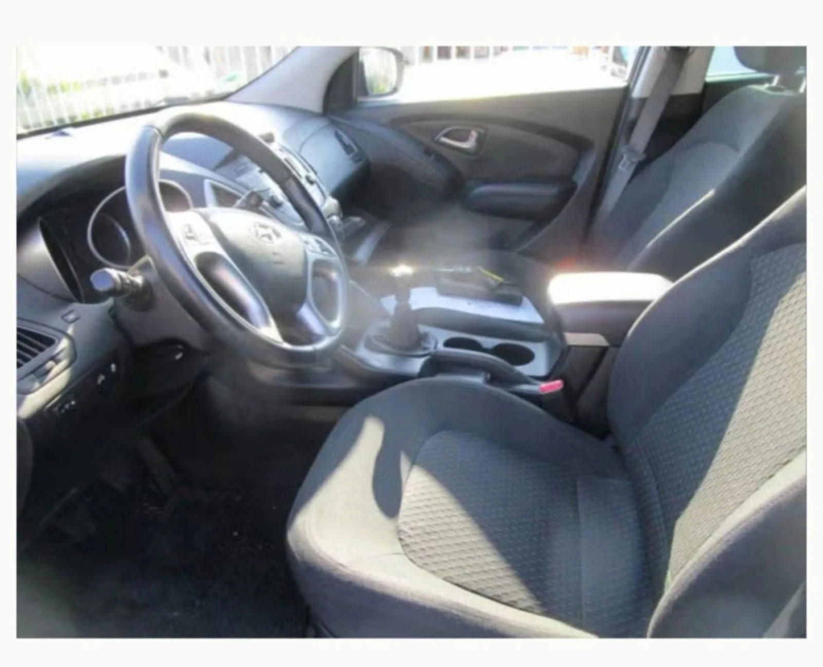 Hyundai IX35 2.0 BENZIN , снимка 10 - Автомобили и джипове - 55319518