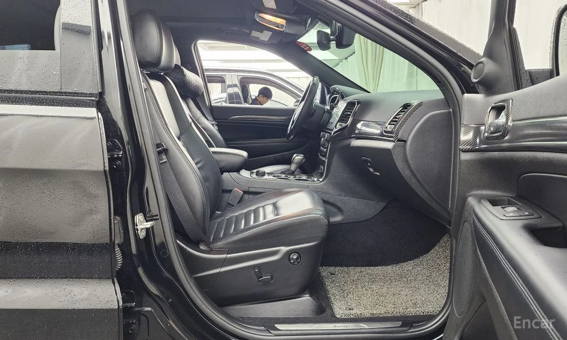 Jeep Grand cherokee, снимка 11 - Автомобили и джипове - 55398686