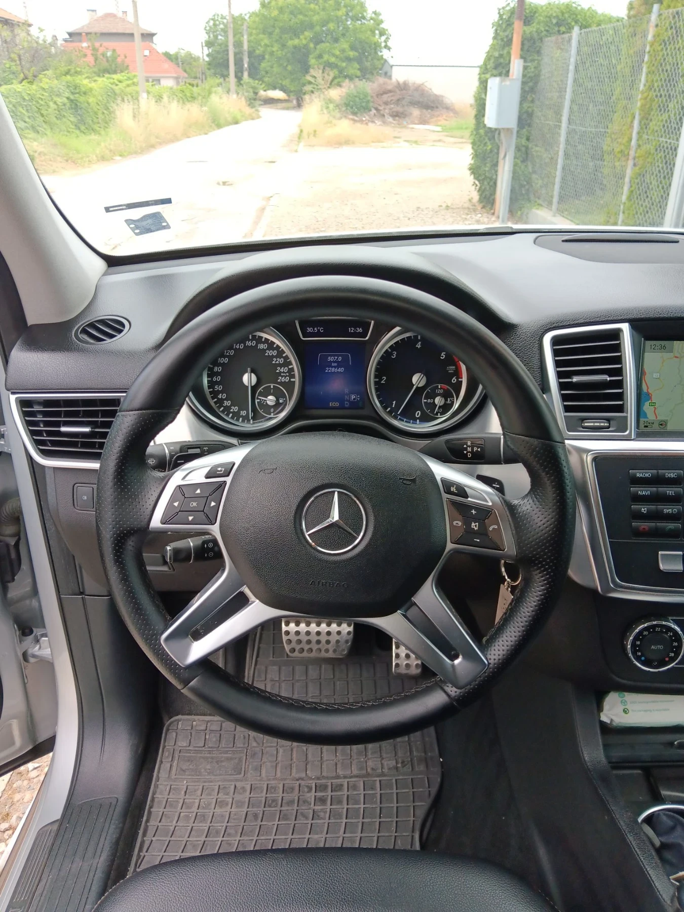 Mercedes-Benz ML 250 250 на пружини , снимка 11 - Автомобили и джипове - 55641344