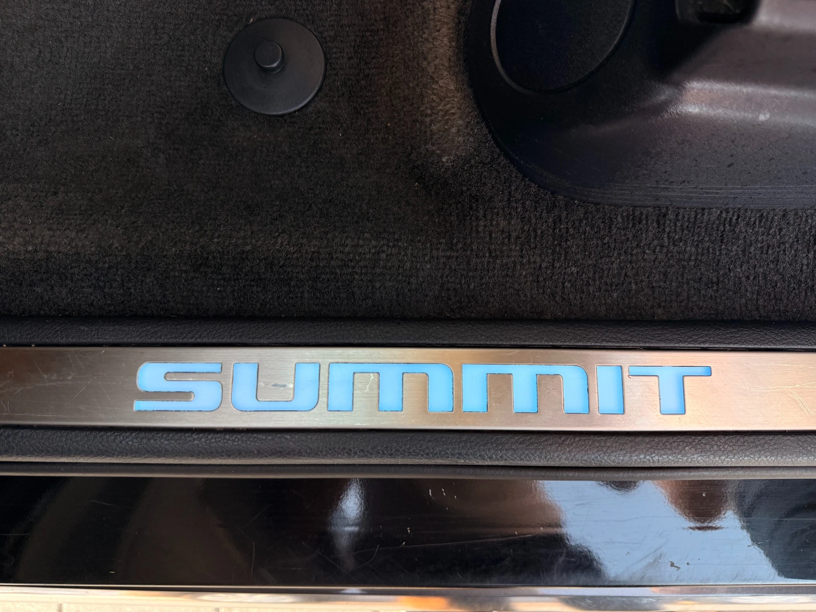 Jeep Grand cherokee SUMMIT * БЯЛА КОЖА * HARMAN * ТЕГЛИЧ * CARFAX, снимка 16 - Автомобили и джипове - 56210931